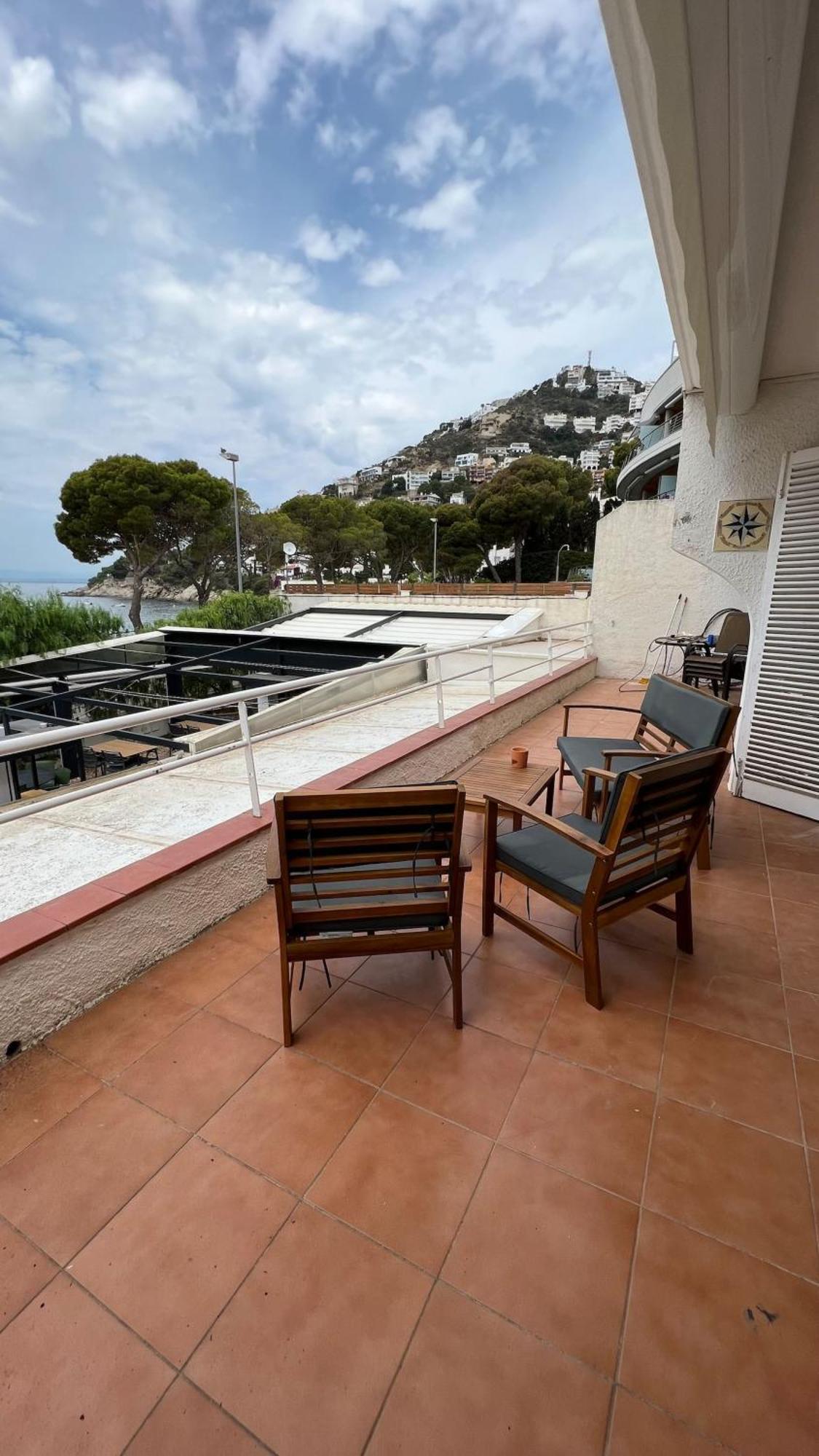 Precioso Apartamento Moderno En Primera Linea Del Mar Av-11 Roses Kültér fotó