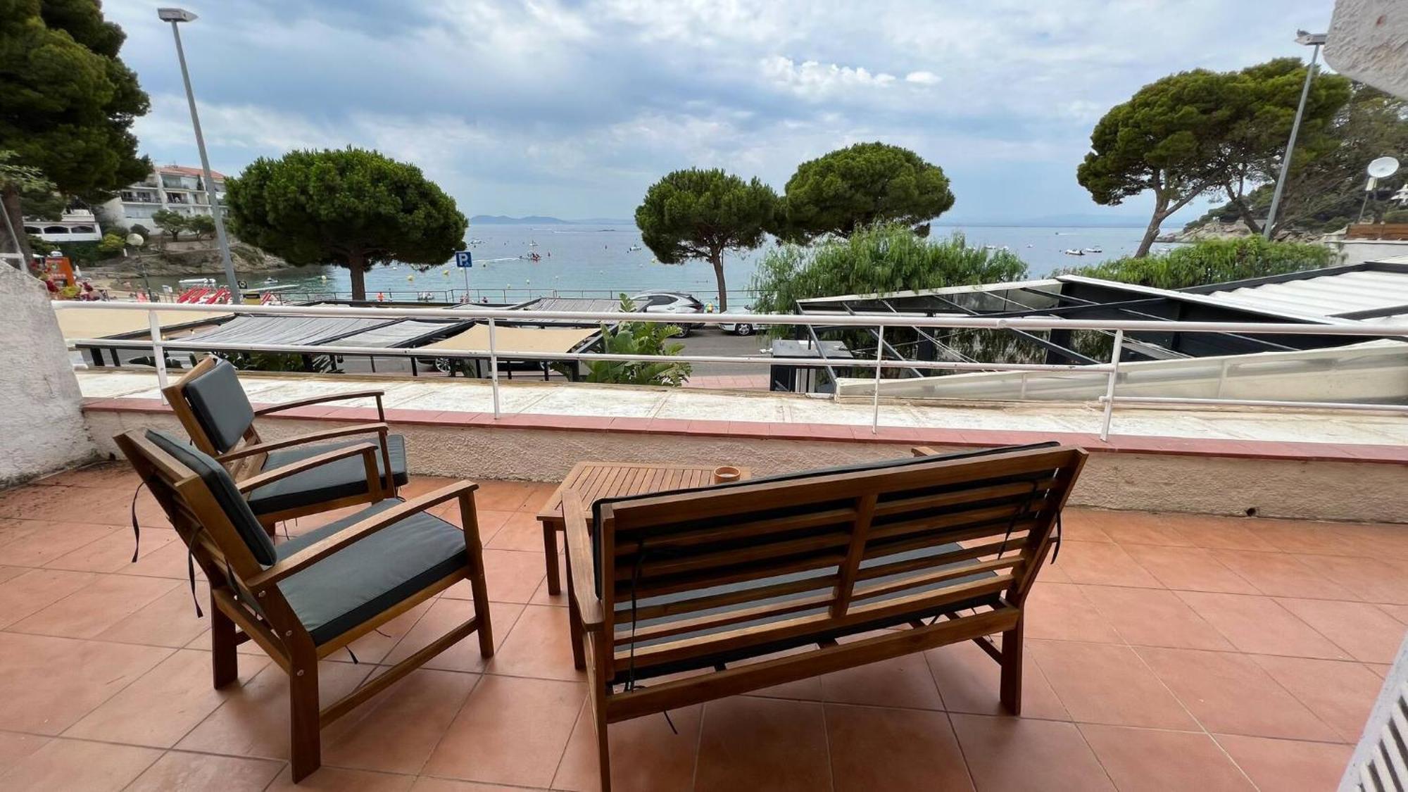 Precioso Apartamento Moderno En Primera Linea Del Mar Av-11 Roses Kültér fotó